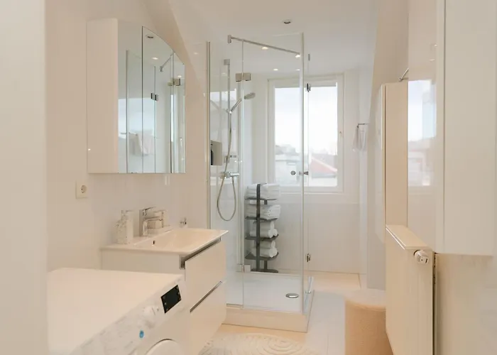 Comfy For 4-6, 5 Min To Center, Metro & Free Parking Wien